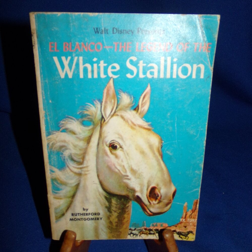 Vintage Paperback Book - El Blanco: The Legend of the White Stallion - Disney